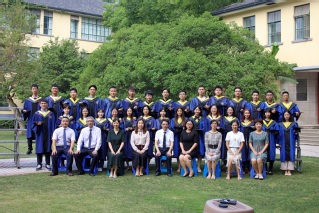 2020届体育博彩平台足投院水利工程专业硕士3班毕业留念