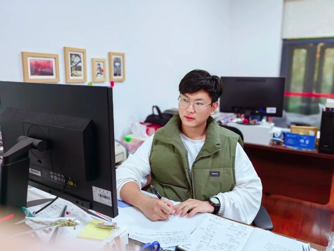 足投星芒 | 研究生国家奖学金获得者——李承龙