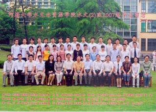 2007届本科生足投2班毕业合影