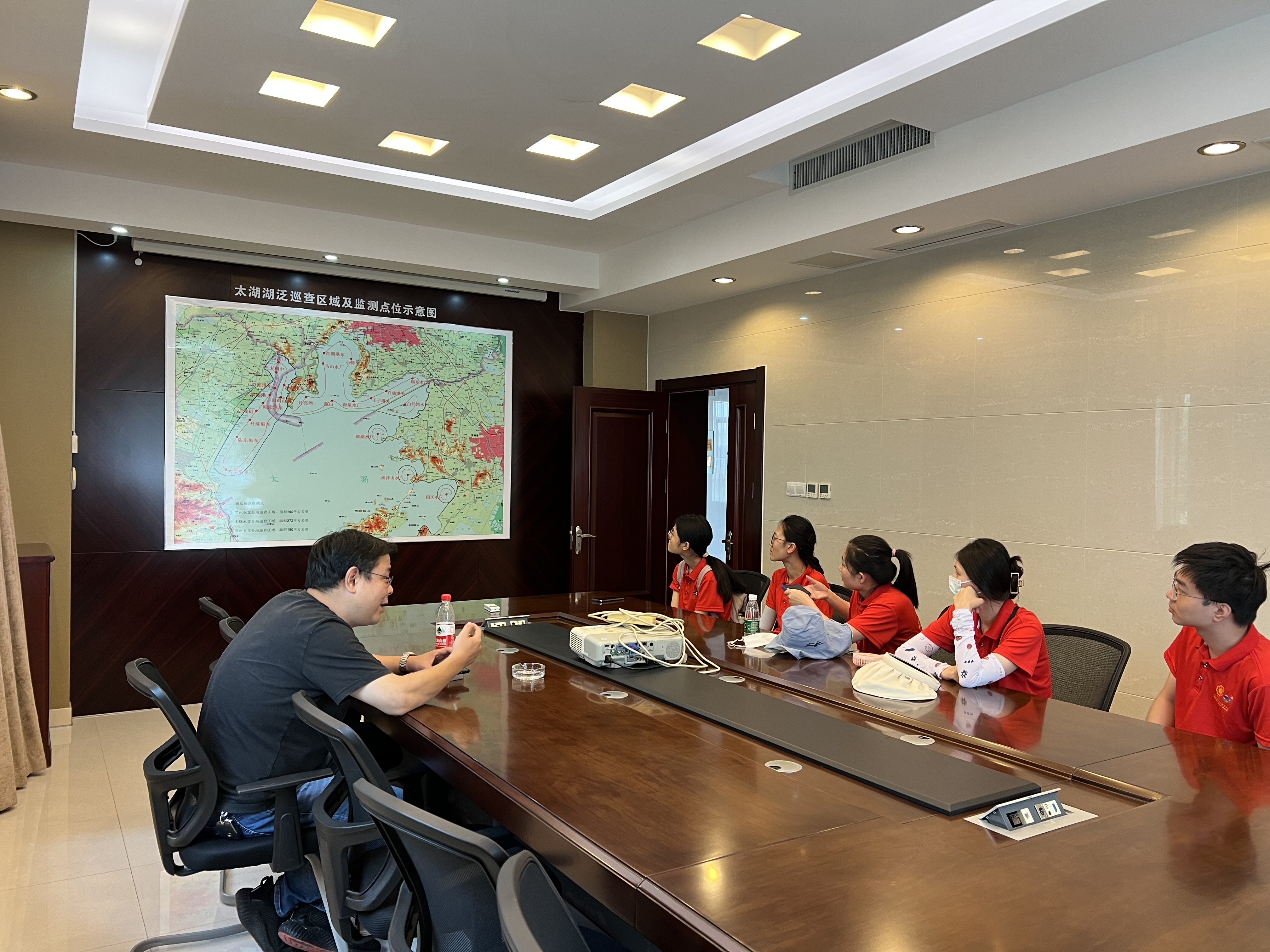 足球投注平台“若水计划”实习实践团赴江苏省足投局开展暑期实践